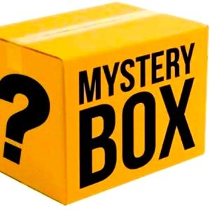 Women’s Mystery box! 5-7 items! Fashion jewelry brands! Take a chance!